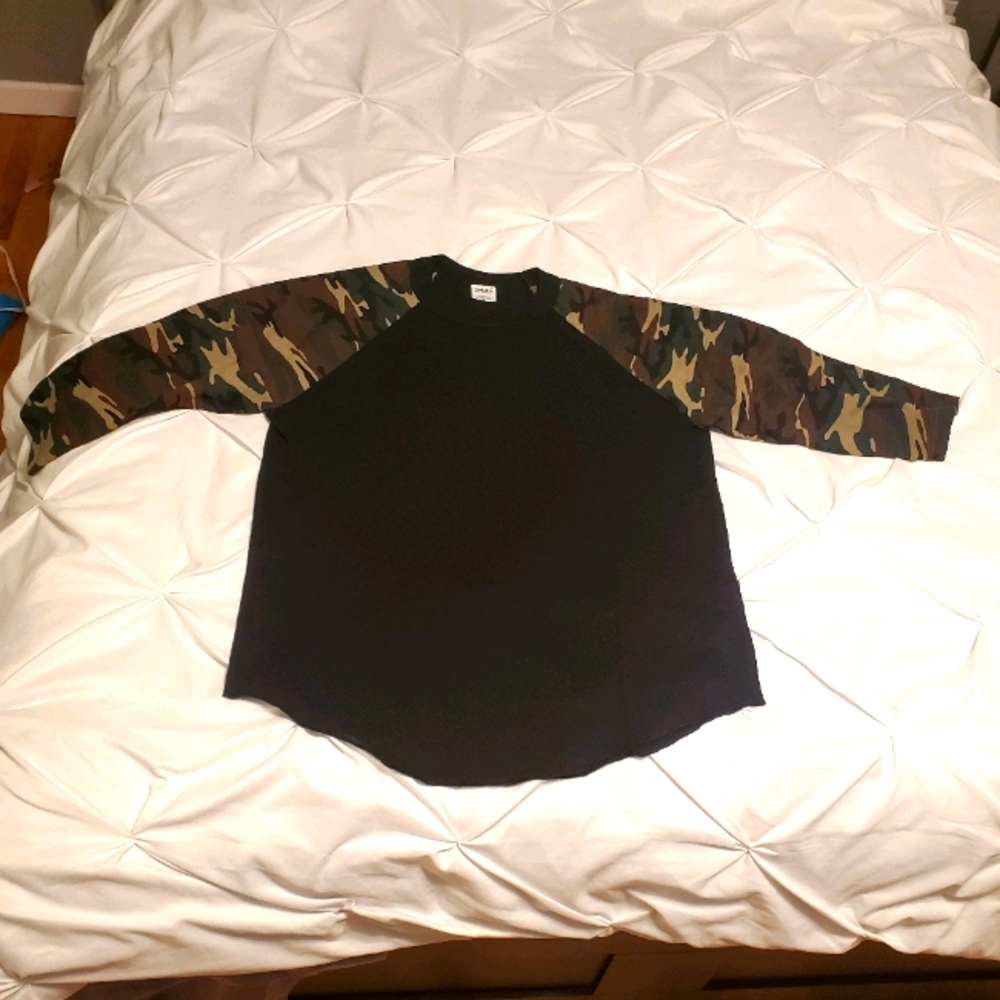 Shaka camo 3/4 sleeve tee